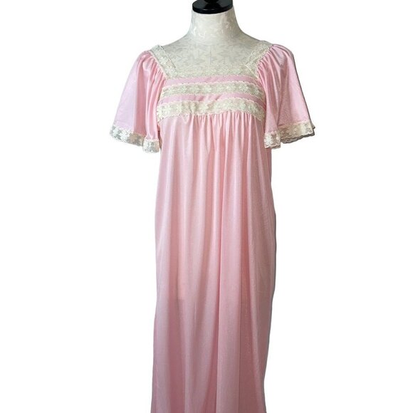 Vintage Womens Nightgown Size Medium Pink Nylon Lace Trim Flutter Sleeve Silky - Picture 9 of 10